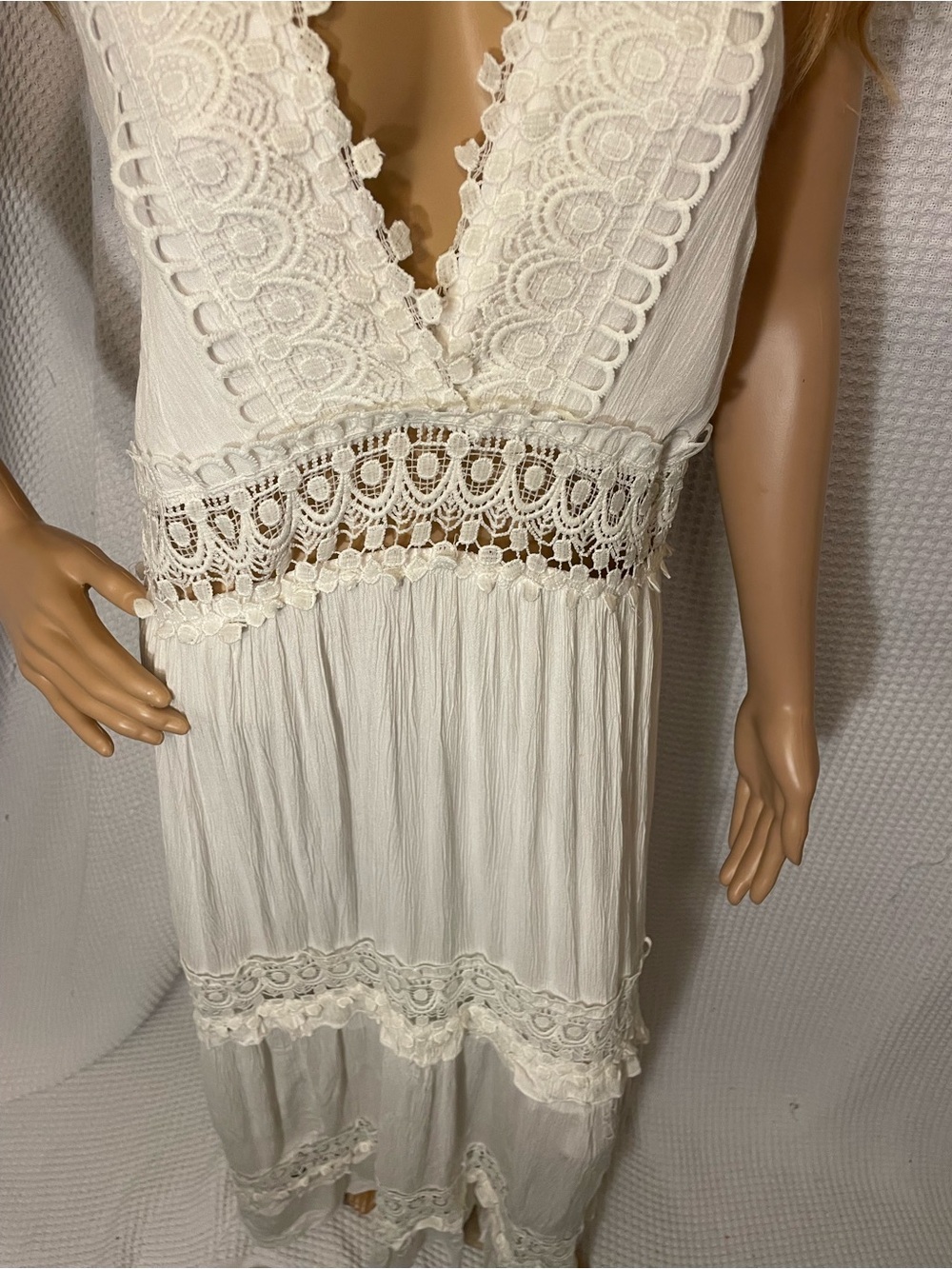 Rue 21 White Floral Embroidered Dress With Zip Back And  Back Tie Neck Size 3x - Picture 3 of 9